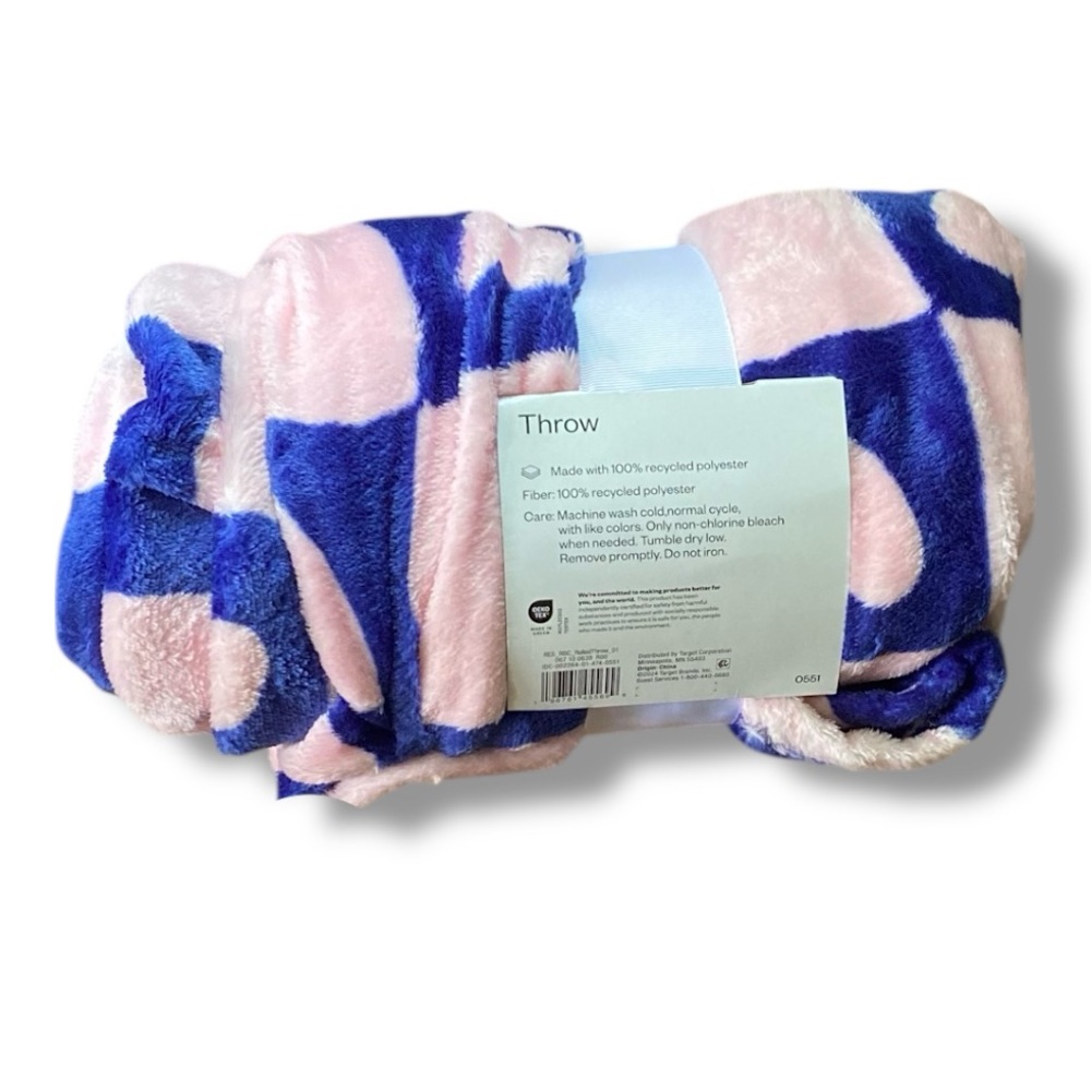 Room Essentials Pink and Blue heart Throw Blanket